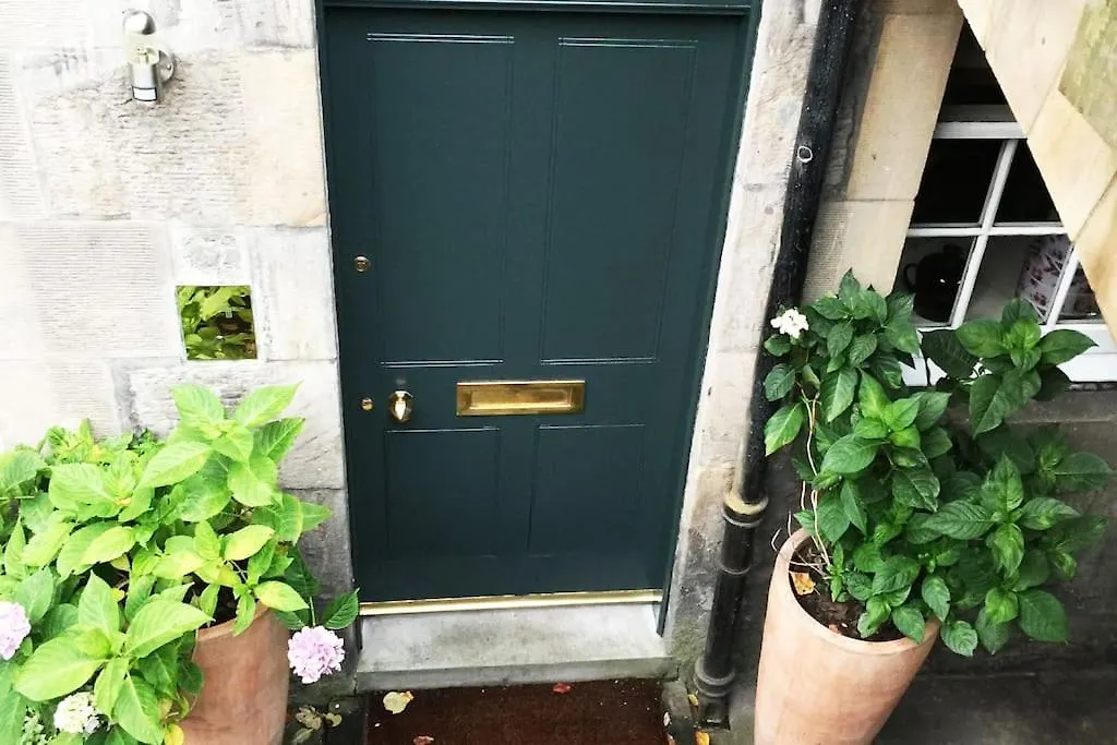 Luxury Apartment In The Heart Of The City Edinburgh