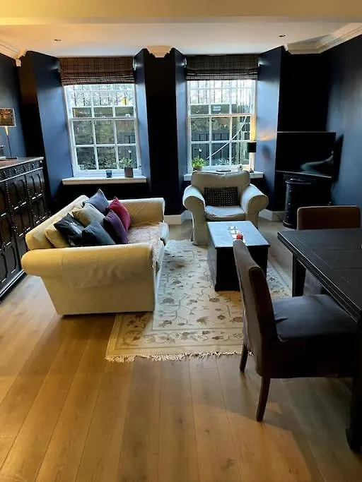 Luxury Apartment In The Heart Of The City Edinburgh